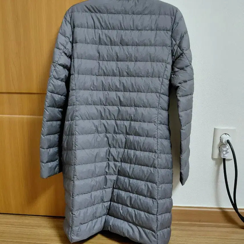 [BUNJANG] Uniqlo Lightweight Long Padded Jacket (M) / 유니클로 경량 롱패딩/자켓 (M)