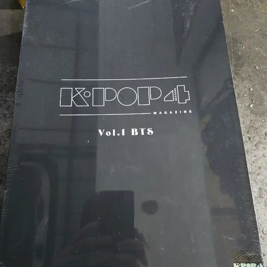 [BUNJANG] BTS K-Pop Seasons Vol.1 Magazine (Sealed) / BTS 한정판 K팝 포 시즌스 Vol.1 BTS 매거진 미개봉