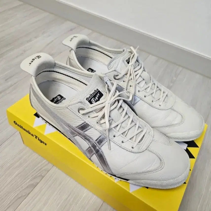 [BUNJANG] Onitsuka Tiger Mexico 66 SD Silver Sneakers - Size 255 / [백화점구매] 신품급 오니츠카타이거 실버 멕시코 66 SD 255사이즈