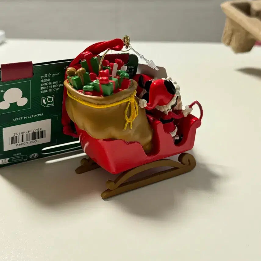[BUNJANG] Disney Mickey Mouse &amp; Minnie Mouse Santa Sleigh Ornament / 디즈니 미키 미니 산타 썰매 오너먼트