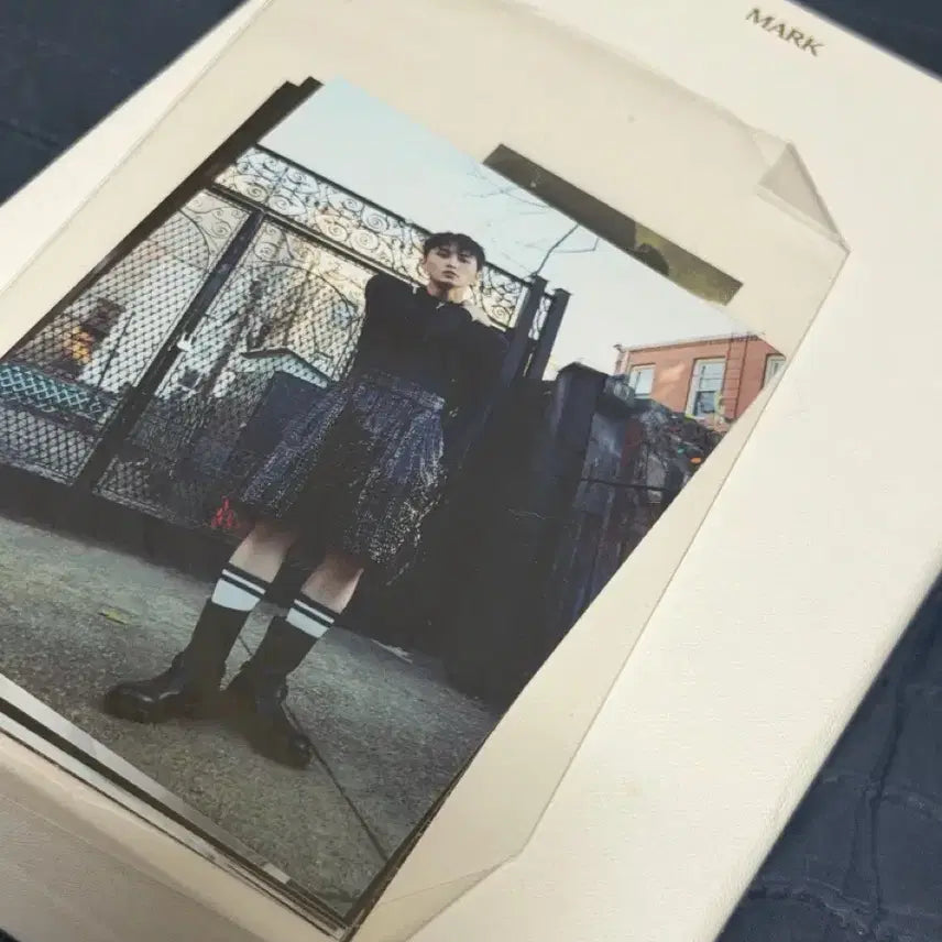 [BUNJANG] NCT Mark Trilogy Version Photobook / 마크 솔로앨범 트롤리지 버전