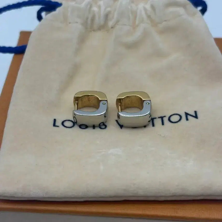 [BUNJANG] Louis Vuitton Gold/Silver Metal Ear Cuff Earrings / 루이비통 골드/실버 귀걸이