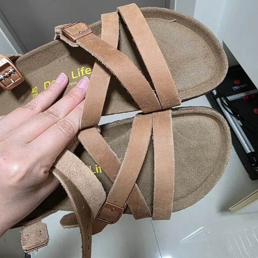 [BUNJANG] DeVo Life Leather Strap Sandals Size 250-255 / DeVo Life 소가죽 스트랩 샌들 250-255