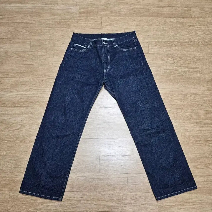 [BUNJANG] Uniform Bridge Selvage Denim Pants Indigo / 유니폼브릿지 셀비지 데님 팬츠 인디고