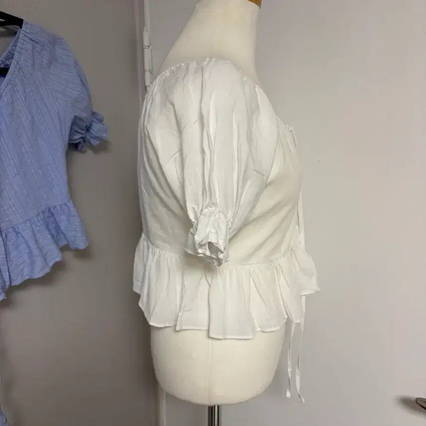 [BUNJANG] Ethnic Frill Blouse - White / (공장재고정리/새상품)에스닉 프릴 블라우스 화이트