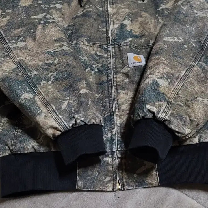 [BUNJANG] Carhartt OG Active Jacket Camo Quilted Hoodie / 칼하트 OG ACTIVEJACKET 카모 후드 퀼팅 자켓