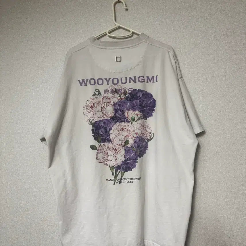 [BUNJANG] Wooyoungmi Flower Graphic Short Sleeve T-Shirt / 우영미 반팔 티셔츠