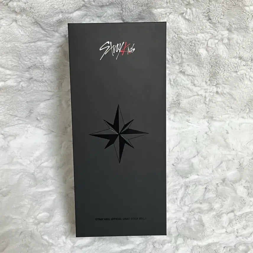 [BUNJANG] Stray Kids Official Lightstick Ver. 2 Unsealed / Stray Kids 공식 응원봉 ver.2 개봉