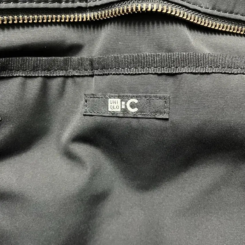 [BUNJANG] Uniqlo 2-Way Tote Bag Black / 유니클로 2way 토트백 블랙