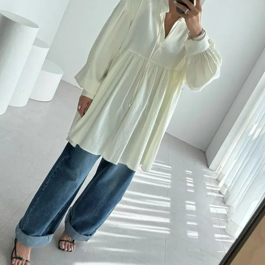 [BUNJANG] Ivory Puff Sleeve Long Blouse / 아이보리 퍼프슬리브 롱 블라우스