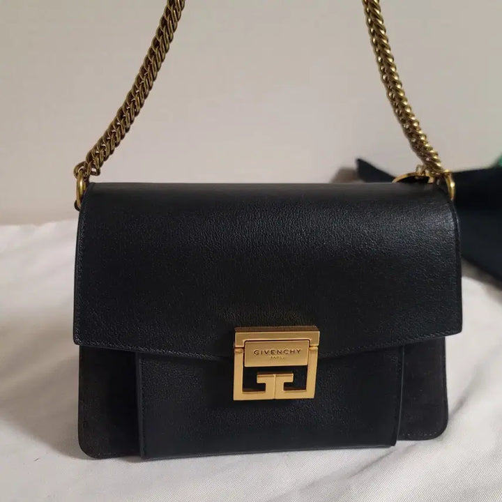 [BUNJANG] Givenchy 3-Way Bag (Shoulder, Tote, Crossbody) Small / 정품 지방시 가방 숄더백,토트백,크로스백 3way