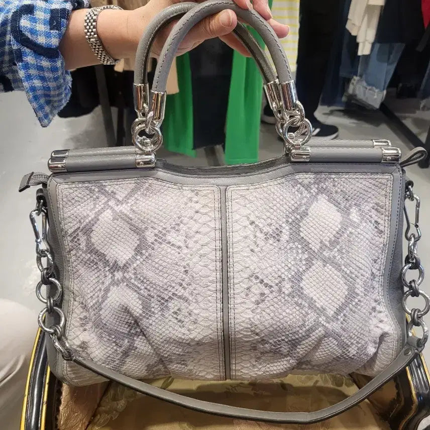[BUNJANG] Coach Snakeskin Embossed Tote Bag Gray / 코치 뱀피 토트백 그레이