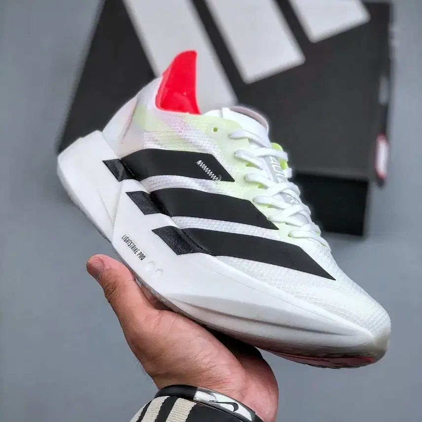 [BUNJANG] Adidas Adizero Sneakers White/Black Size 250 / 아디다스 Adizero 운동화 화이트/블랙 사이즈250