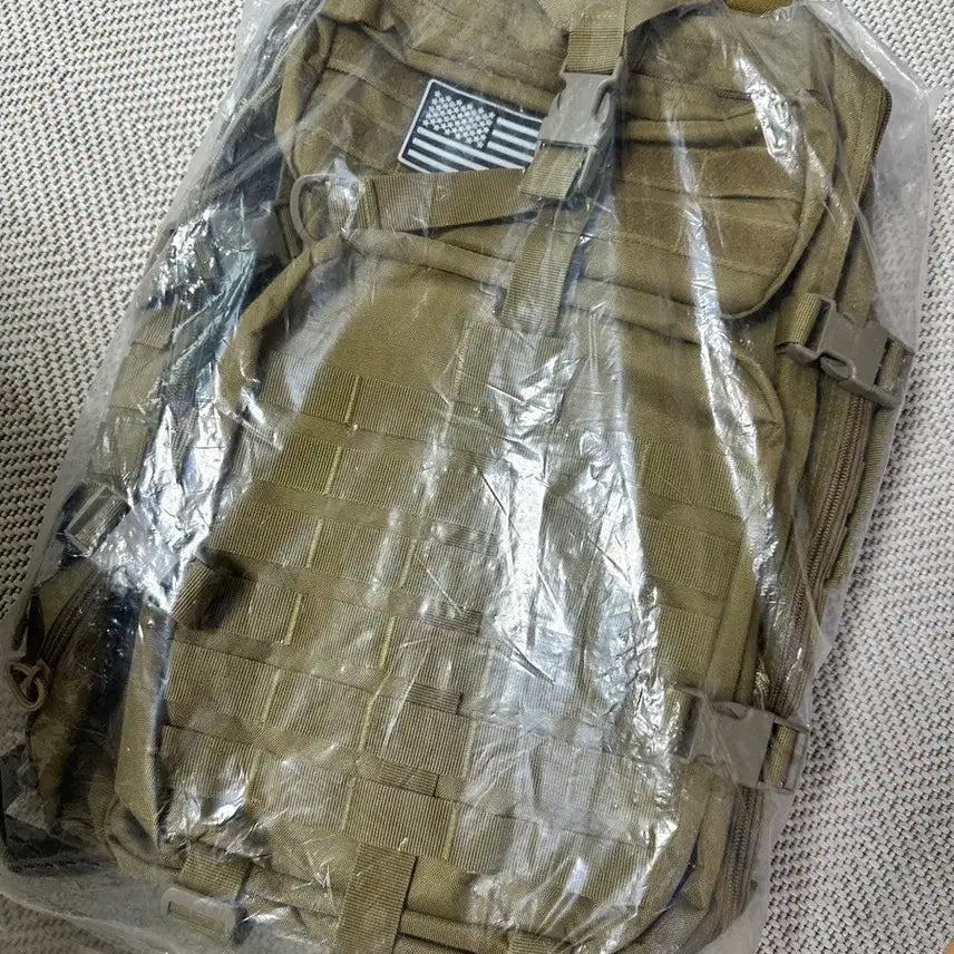 [BUNJANG] AUMENTAR 35L Khaki Military Backpack (Unisex) / AUMENTAR 35L 카키색 밀리터리 백팩 (남녀공용)