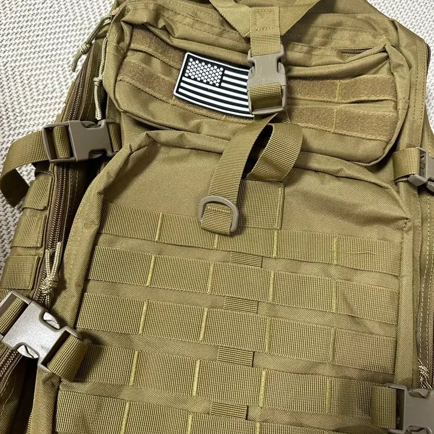 [BUNJANG] AUMENTAR 35L Khaki Military Backpack (Unisex) / AUMENTAR 35L 카키색 밀리터리 백팩 (남녀공용)