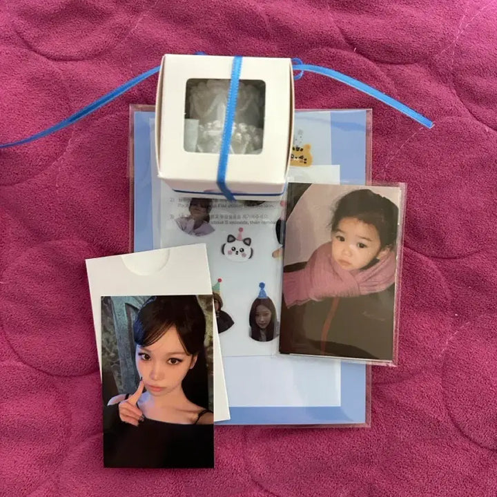 [BUNJANG] LE SSERAFIM Kim Chaewon Celebration Week 2 Official Fan Meeting Photocard Set, Baby Photocard Set, and Keyring / 르세라핌 김채원 셀레브레이션 2주차 공방포카+아기포카세트+키링