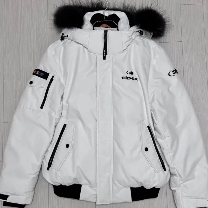 [BUNJANG] Eider Stooky Down Jacket Black Fur White / 아이더 스투키 다운 자켓 블랙퍼 화이트