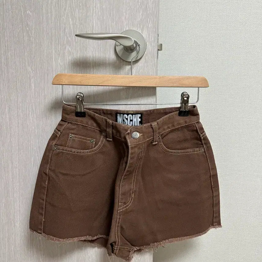 [BUNJANG] Mischief Cut-off Shorts Brown Size Small / 미스치프 컷오프 반바지
