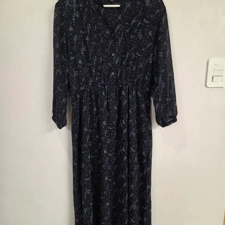[BUNJANG] Uniqlo Chiffon Floral Midi Dress / 유니클로 쉬폰 원피스