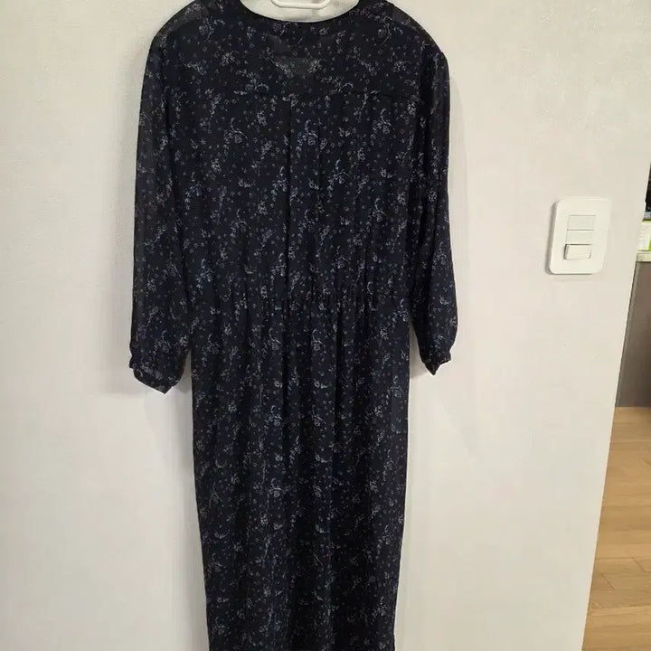 [BUNJANG] Uniqlo Chiffon Floral Midi Dress / 유니클로 쉬폰 원피스