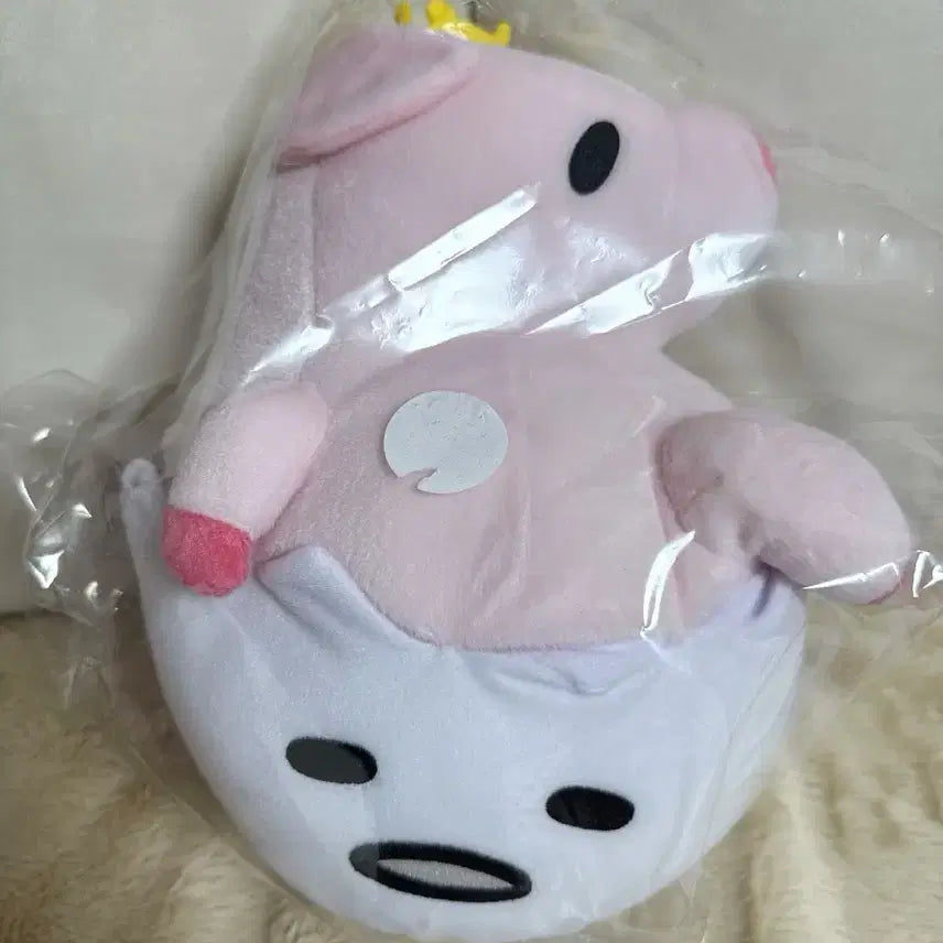 [BUNJANG] Sanrio Gudetama Monster Hunter Collaboration Plush Doll / [고전]산리오 구데타마 몬스터헌터 콜라보 인형