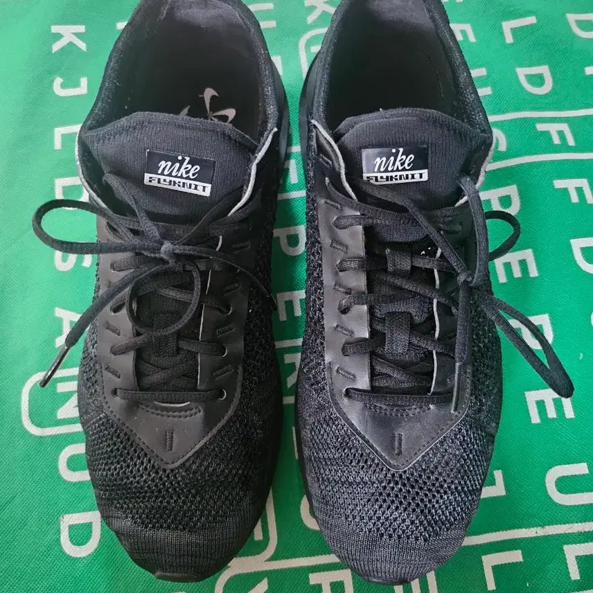 [BUNJANG] Nike Air Max Flyknit Racer Black / 나이키 에어맥스 플라이니트 레이서 블랙 275