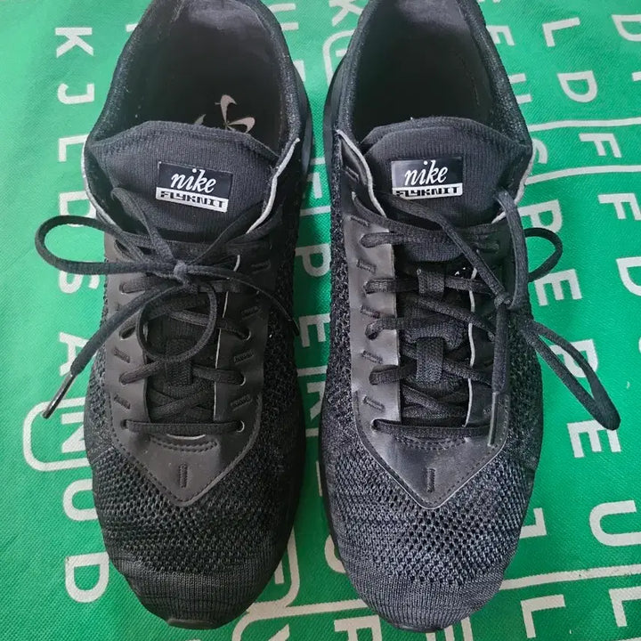 [BUNJANG] Nike Air Max Flyknit Racer Black / 나이키 에어맥스 플라이니트 레이서 블랙 275