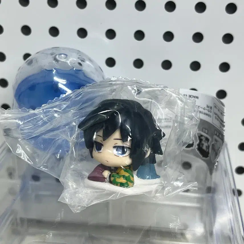 [BUNJANG] Kimetsu no Yaiba Giyu Onemutan Figure / 귀멸의칼날 귀칼 기유 오네무탄