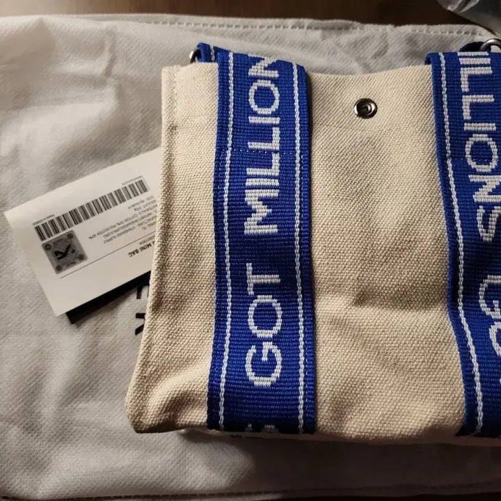 [BUNJANG] Winner Canvas Mini Crossbody Bag / 위너 굿즈가방