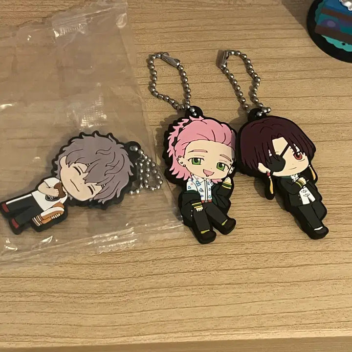 [BUNJANG] Wind Breaker Keychains Rubber Strap Bundle Set (KIRYU, SUO, CHOJI) / 윈드브레이커 러버스트랩 키류,스오,쵸지 일괄