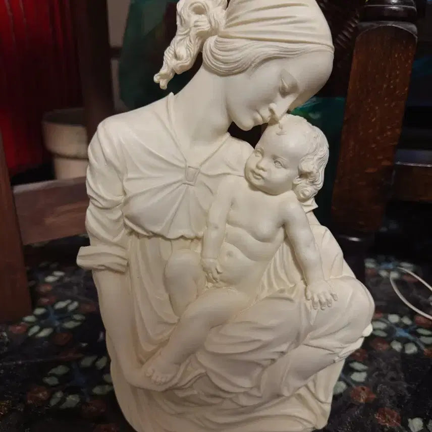 [BUNJANG] Italian Vintage Madonna and Child Statue Figurine / 이탈리아 빈티지 성모 마리아 아기 예수상 조각상 인테리어 소품