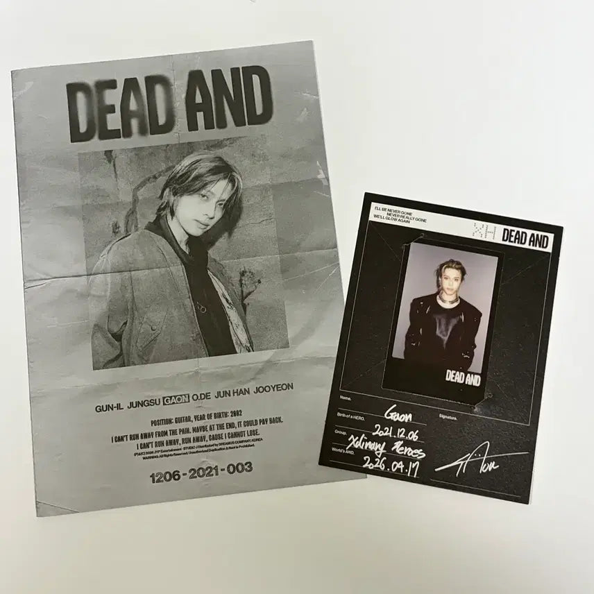 [BUNJANG] XODIAC Gaon Dead &amp; Lyrics Polaroids Bundle Set / 엑디즈 가온 dead and 가사지 폴라