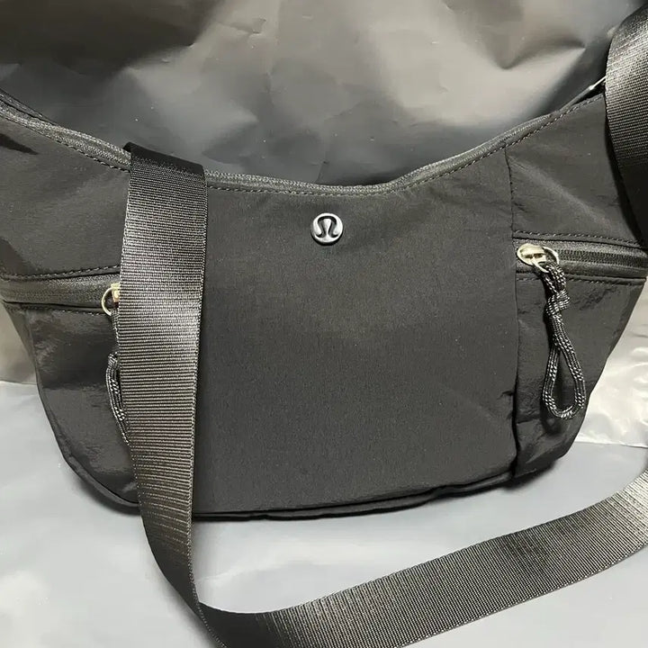 [BUNJANG] Lululemon Crossbody Bag / 룰루레몬크로스백