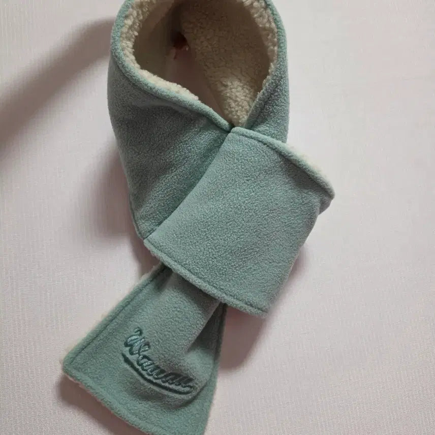 [BUNJANG] Who Are You Mint Scarf / 후아유 민트 목도리