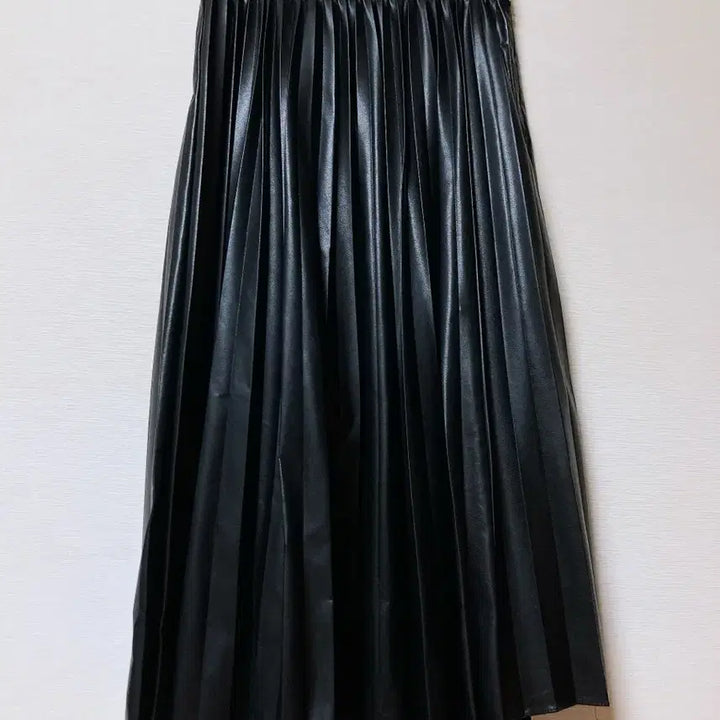 [BUNJANG] CC Collect Black Leather Pleated Long Skirt / CC collect 블랙 레더 플리츠 롱 스커트