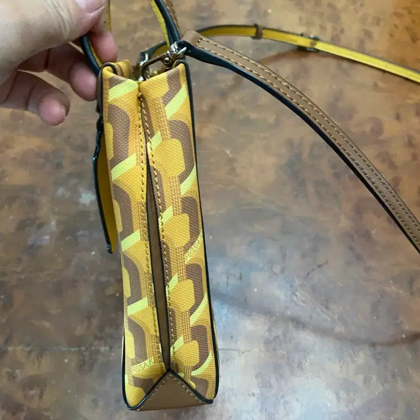 [BUNJANG] Rosa.K Retro Mustard Crossbody Bag / 로사케이 레트로 머스타드 크로스백