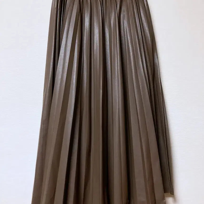[BUNJANG] CC Collect Brown Leather Pleated Long Skirt / Cc collect 브라운 레더 플리츠 롱 스커트