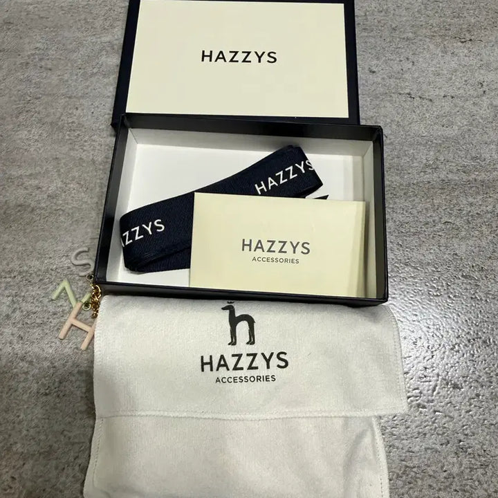[BUNJANG] Hazzys Beige Women&