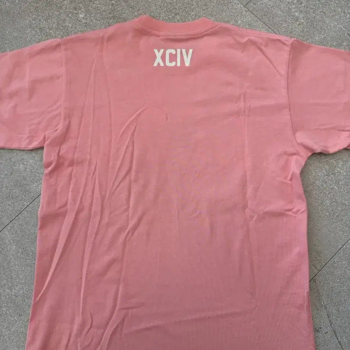 [BUNJANG] GCDS Pink Logo Short Sleeve T-Shirt / GCDS 핑크 로고 반팔 티셔츠 95