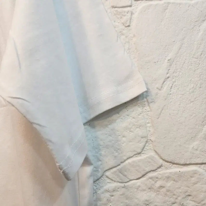[BUNJANG] Bear Graphic Cotton T-shirt - White (Free Size) / 곰티 여름반팔티(새상품)