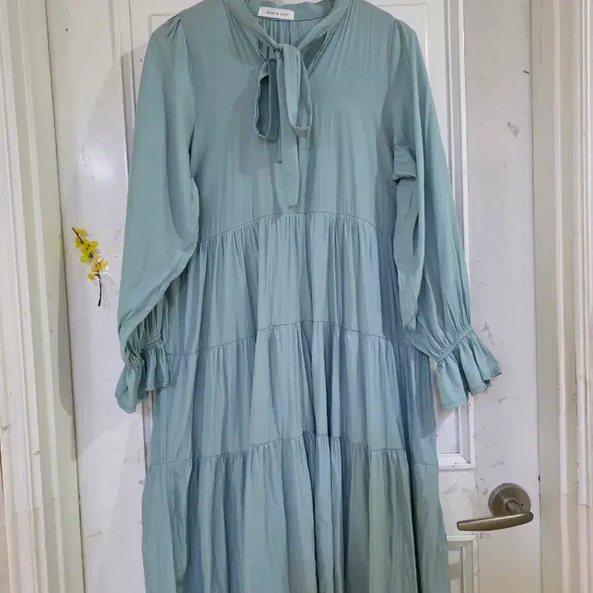 [BUNJANG] Elegant Silk-Like Long Dress with Summer Design / 봄 여름 디자인이쁜 고급스런 실크같은 롱원피스  가슴단면53