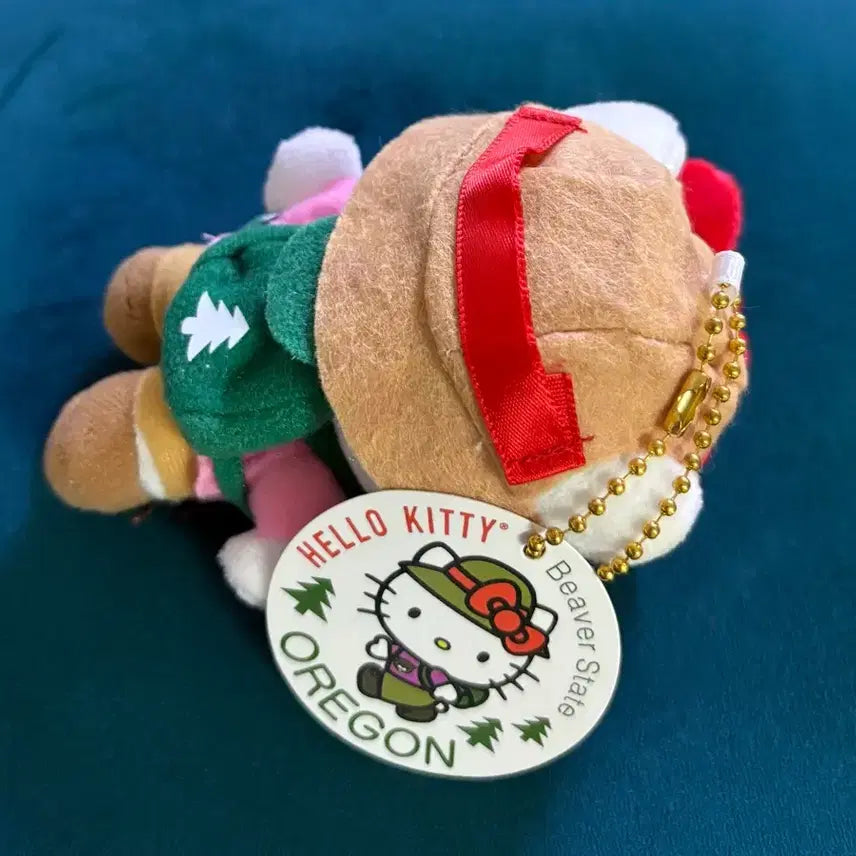 [BUNJANG] Hello Kitty Kinokuniya Bookstore Plush Keychain / (미사용) 헬로키티 키노쿠미야 서점 인형 키링