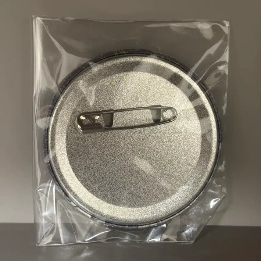 [BUNJANG] Sakamoto Days Shishiba Can Badge / 사카모토데이즈 시시바 캔뱃지
