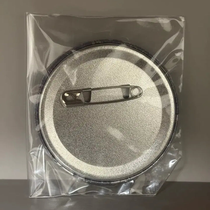 [BUNJANG] Sakamoto Days Shishiba Can Badge / 사카모토데이즈 시시바 캔뱃지