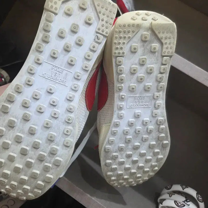 [BUNJANG] Nike x Stranger Things Collaboration Sneakers Size 240 / 나이키 x 기묘한 이야기 240