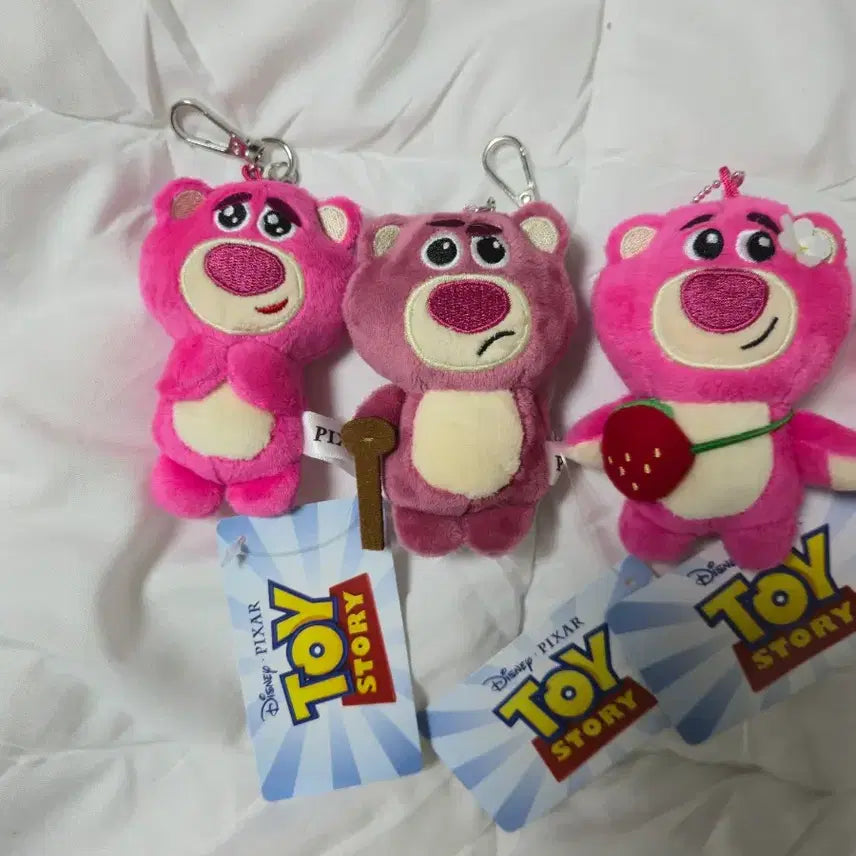 [BUNJANG] Toy Story Lotso Collection Keychain / 토이스토리 인형모음 키링 랏소 장난감 열쇠고리 가방걸이 고리인형 딸기