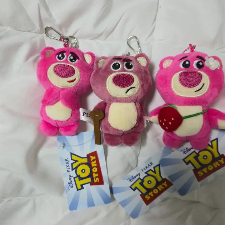 [BUNJANG] Toy Story Lotso Collection Keychain / 토이스토리 인형모음 키링 랏소 장난감 열쇠고리 가방걸이 고리인형 딸기
