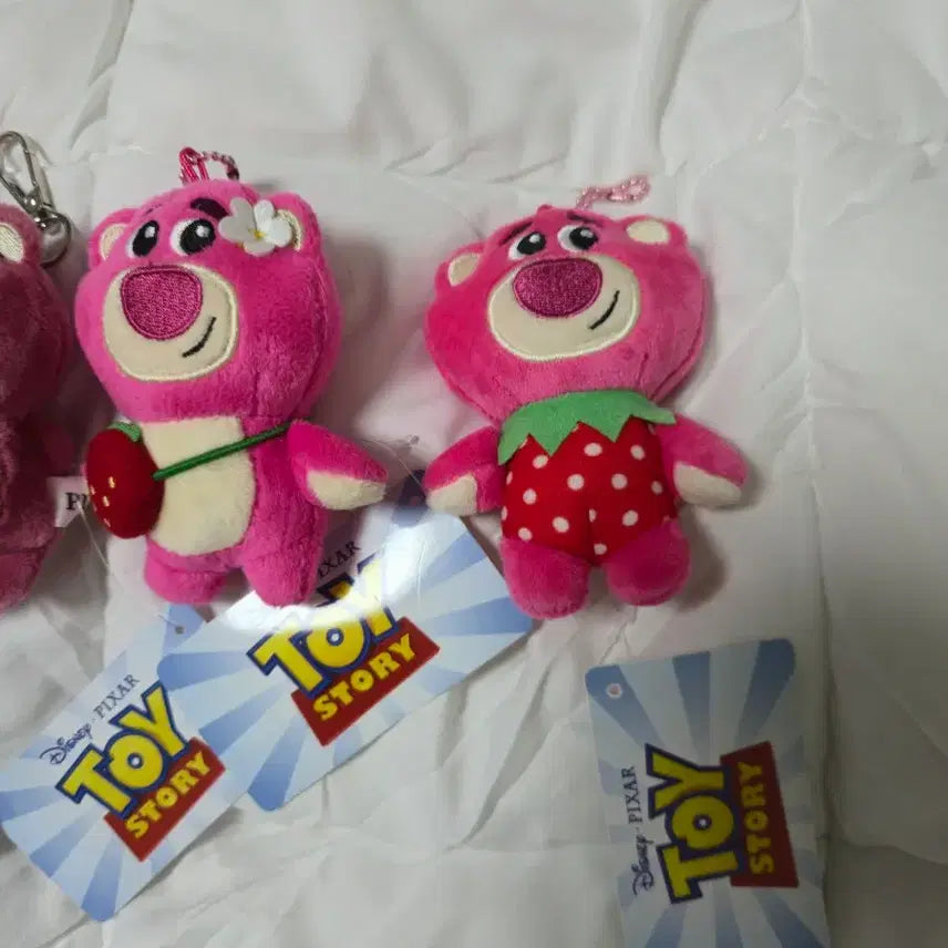 [BUNJANG] Toy Story Lotso Collection Keychain / 토이스토리 인형모음 키링 랏소 장난감 열쇠고리 가방걸이 고리인형 딸기