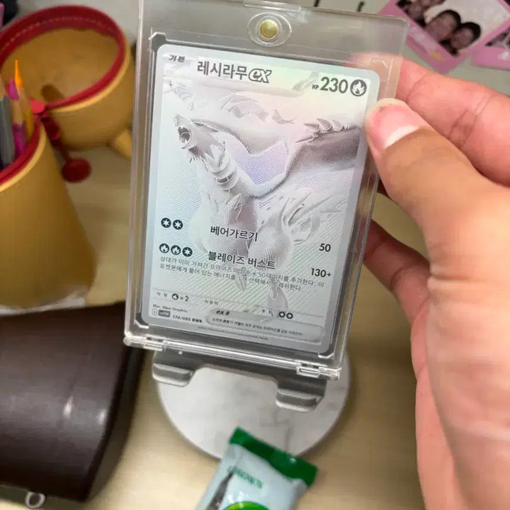 [BUNJANG] Pokemon Pikachu Gold V Card / 포켓몬 카드 피카츄 골드 v