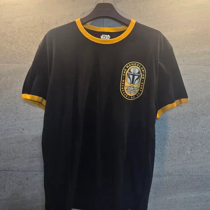 [BUNJANG] Star Wars Official Goods Collection T-Shirt / 미착. 스타워즈 오피셜 굿즈. 콜렉션. 반팔티셔츠.